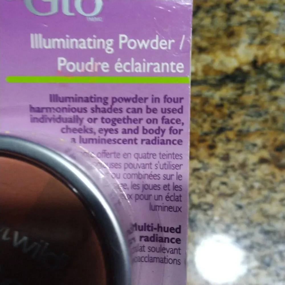 Wet n wild MegaGlo Illuminating Powder Color #347 Spotlight Peach NIP Sealed